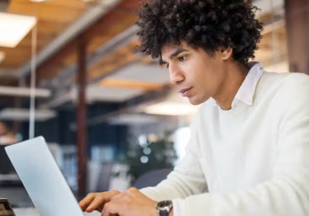 Google AI Essentials: Το online πρόγραμμα της Google για AI skills και παραγωγικότητα